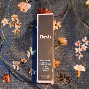 Flesh Pure Flesh Liquid Foundation - Cream